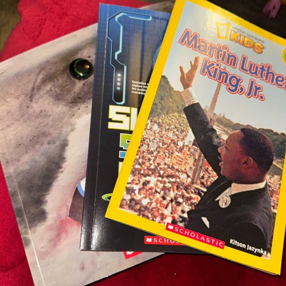 Bundle of‎ 3 books